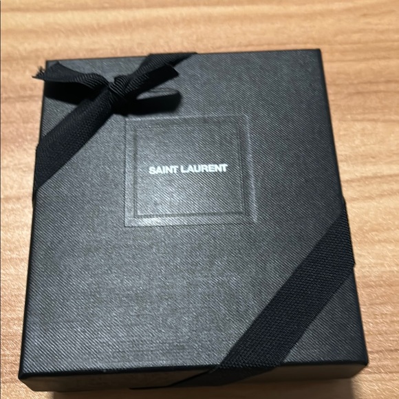 Authentic Yves Saint Laurent Beige Crossbody Mini Bag with Quilted Design - Picture 10 of 11